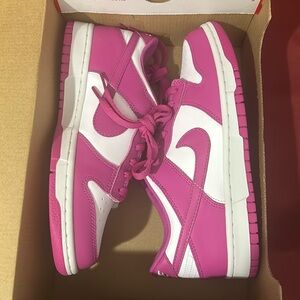 NEW In box 6Y- Nike Dunk Low BG